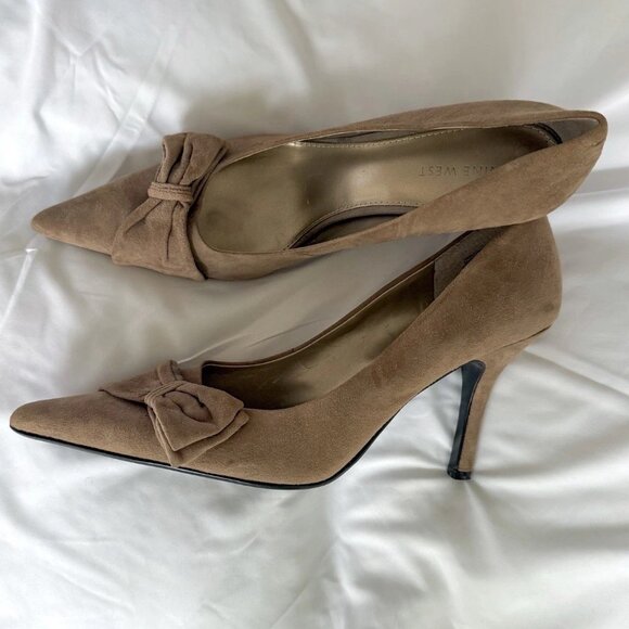 Nine West Suede Stiletto Pumps Heels Tan Brown Slip On Pointed Toe Bow - Picture 2 of 8